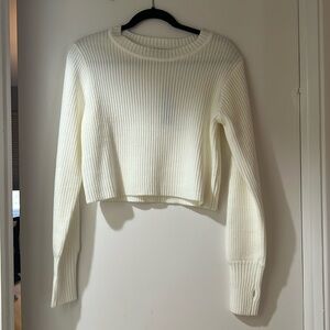 Lulus White Sweater, NWT, XS, ribbed, thumb holes on sleeve